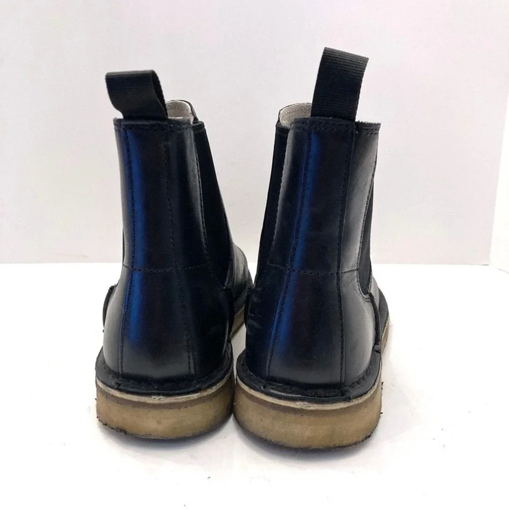 Clarks Chelsea Boots Gum Outsole Black Leather Pull On Mens 9 EU 42